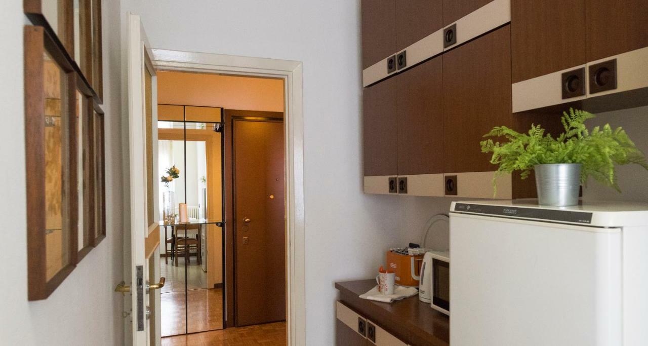 Joivy Welcoming 1Br Apt Next To Villa Olmo Комо Экстерьер фото